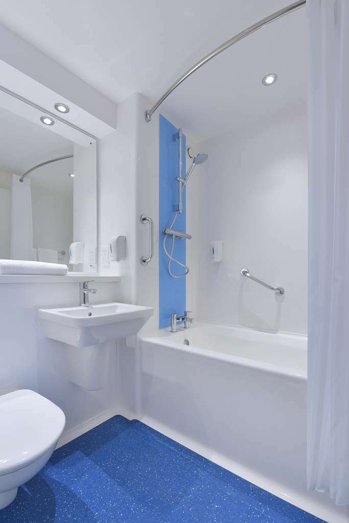 Travelodge Chester Warrington Road Oda fotoğraf